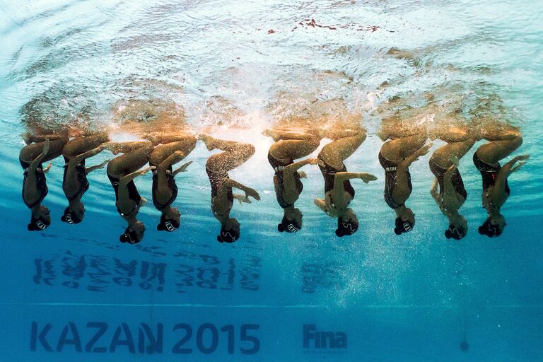 Спортсменки сборной Бразилии выступают на чемпионате мира FINA 2015