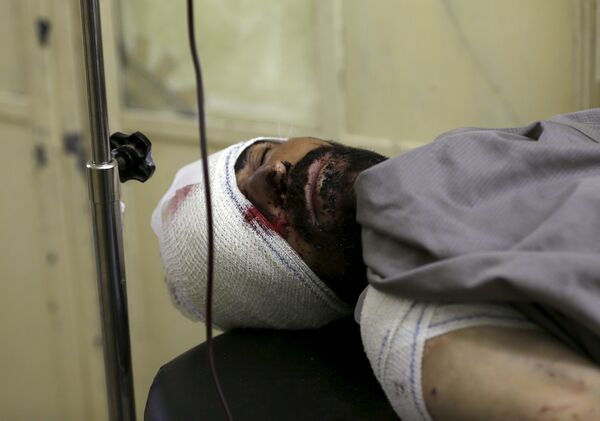 Раненый в результате взрыва афганец в больнице Кабула