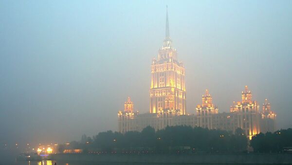 Дым от лесных пожаров в Москве. Архивное фото