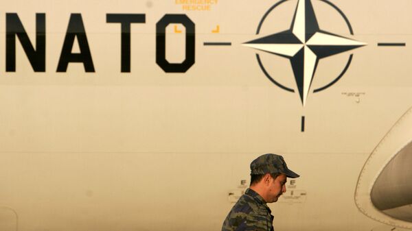 Самолет на базе НАТО в Западной Греции