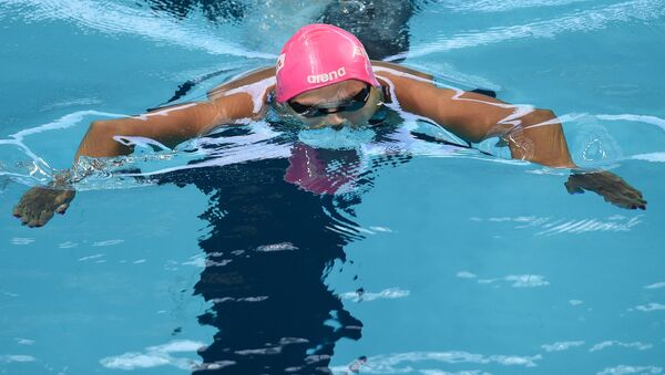 Юлия Ефимова (Россия) на дистанции 200 м брассом в квалификации на XVI чемпионате мира по водным видам спорта в Казани