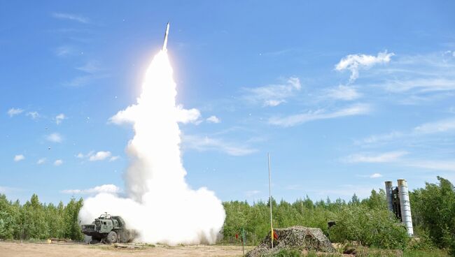 Ракетные стрельбы расчета зенитной ракетной системы войск противовоздушной обороны