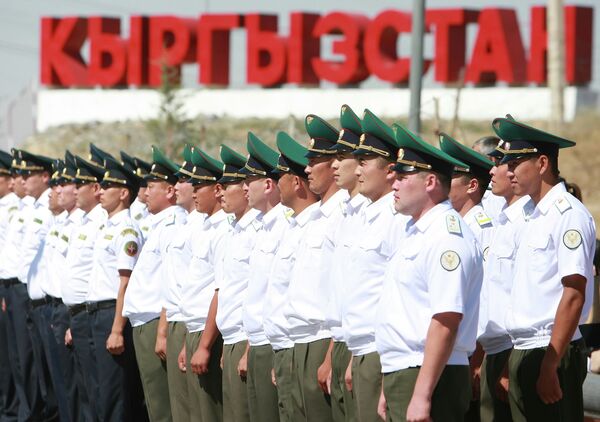 Отмена таможенного контроля на контрольно-пропускном пункте Ак-Жол на границе Киргизии и Казахстана