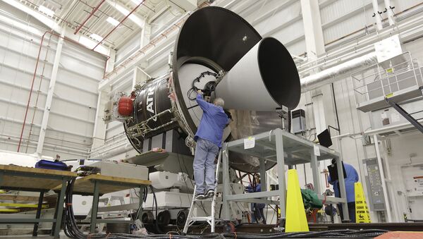 Постройка ракеты-носителя Antares. Архивное фото