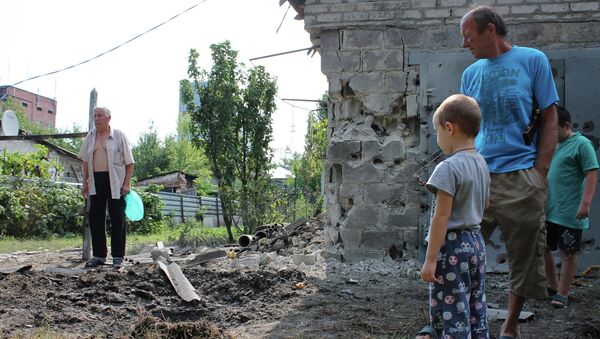 Последствия обстрела Донецка. Архивное фото