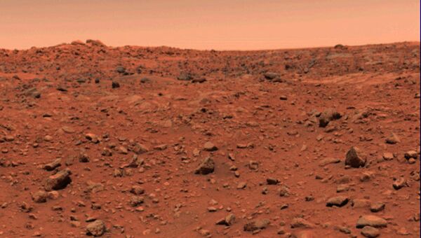 Фото поверхности Марса, переданное спускаемым космическим аппаратом Викинг. Архивное фото