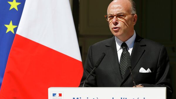 Пресс-конференция главы МВД Франции Бернара Казнева в Париже, 22 августа 2015 года