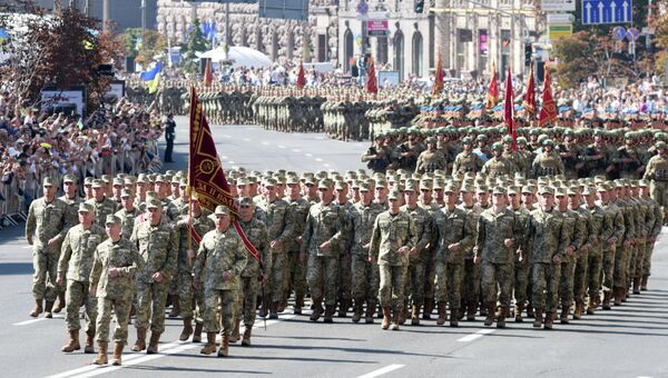 Военнослужащие ВСУ на марше в честь Дня Независимости в Киеве