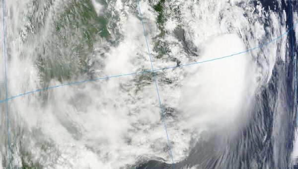 Снимок шторма Гони, сделанный камерой спутника НАСА