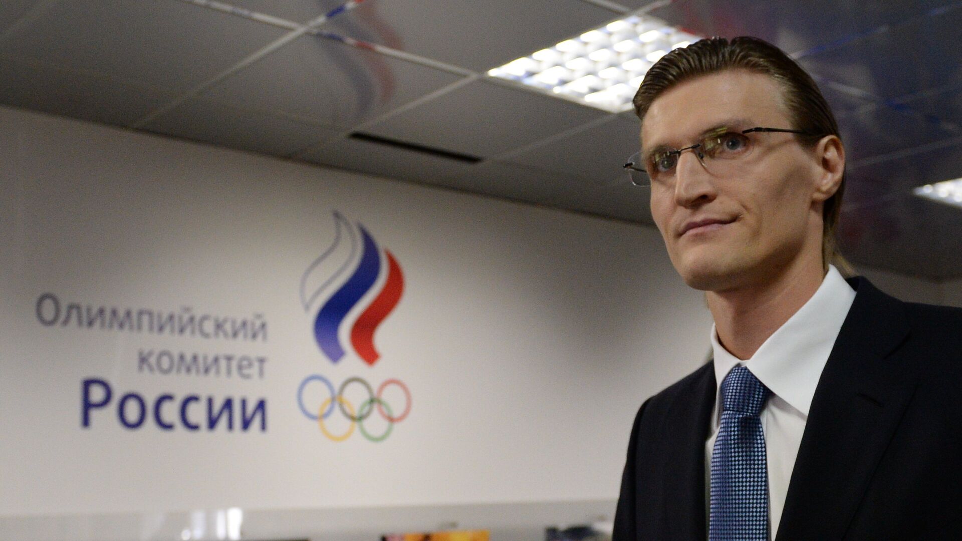 Андрей Кириленко перед выборами президента Российской федерации баскетбола Андрей Кириленко перед выборами президента Российской федерации баскетбола - РИА Новости, 1920, 22.08.2025