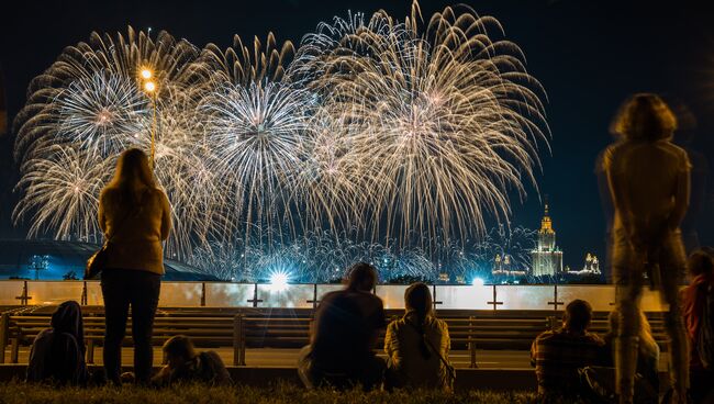 Салют в Москве. Архивное фото