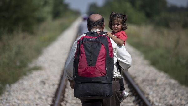 Беженцы на пути из Сербии в Венгрию. 31 августа 2015
