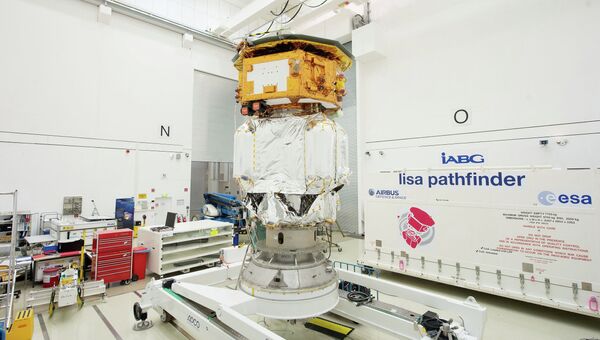 Телескоп LISA Pathfinder в «упакованном» виде перед отправкой на Куру