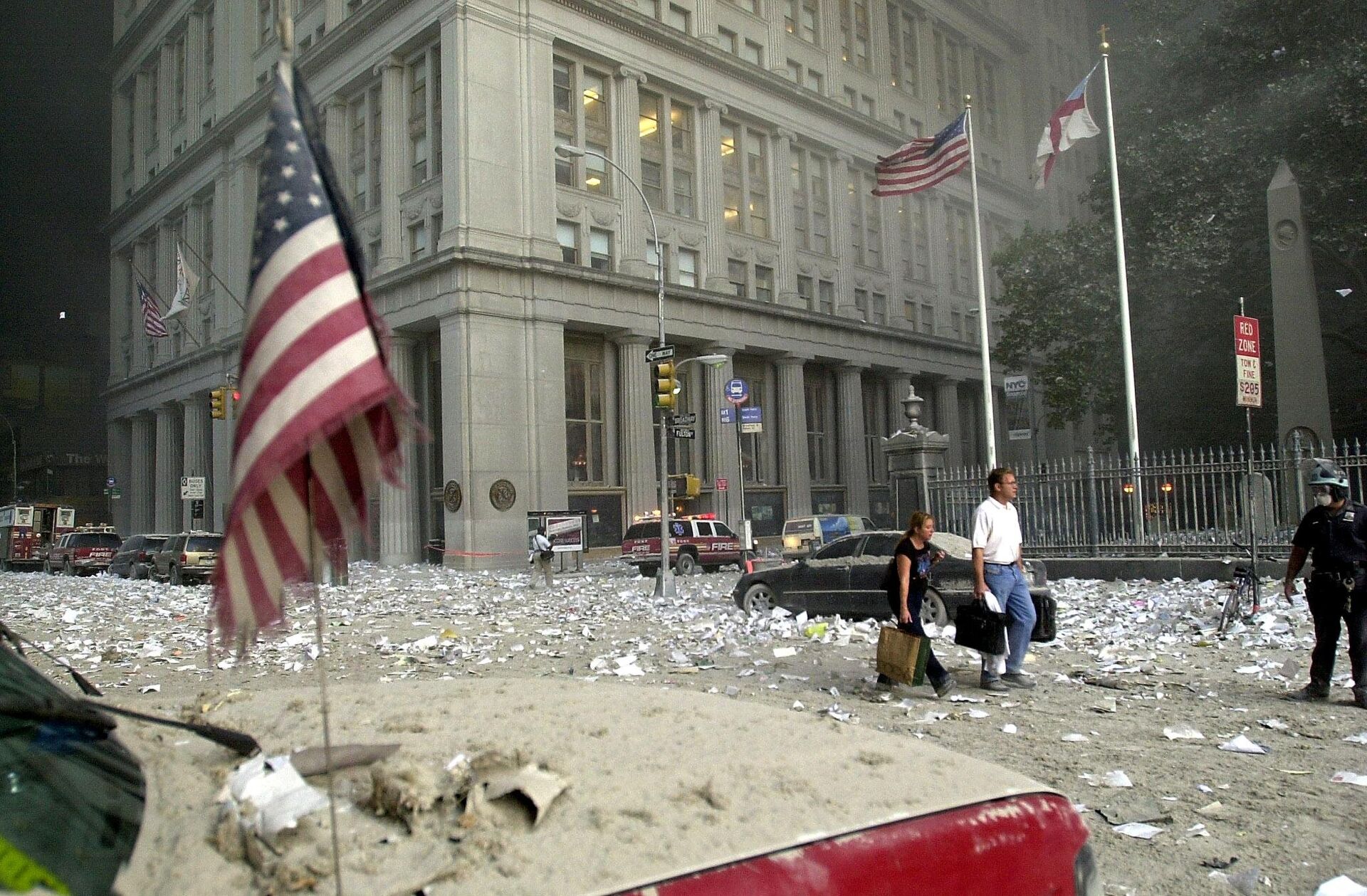 2001 год терроризм. Всемирный торговый центр в Нью-Йорке 11 сентября 2001 года.