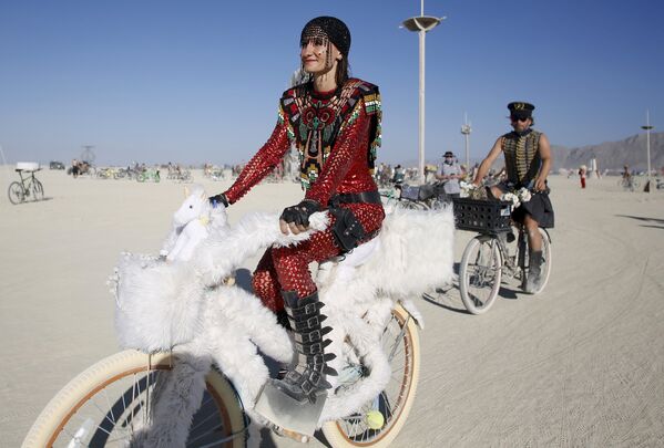 Арт-фестиваль Burning Man в пустыне Блэк-Рок, штат Невада