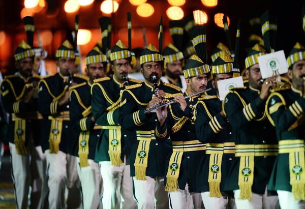 Оркестр Вооруженных сил Пакистана на торжественном открытии международного военно-музыкального фестиваля Спасская башня на Красной площади