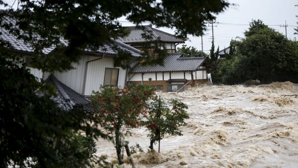 Наводнение в результате циклон Кило в префектуре Ибараки в Японии, 10 сентября 2015