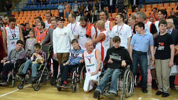 Благотворительный баскетбольный матч в поддержку подопечных фонда Гоши Куценко Шаг вместе. Архивное фото