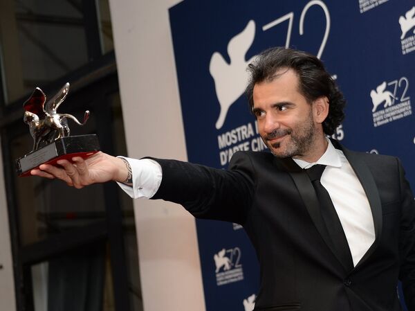 Пабло Траперо, получивший Серебряного льва за лучшую режиссуру за фильм Клан