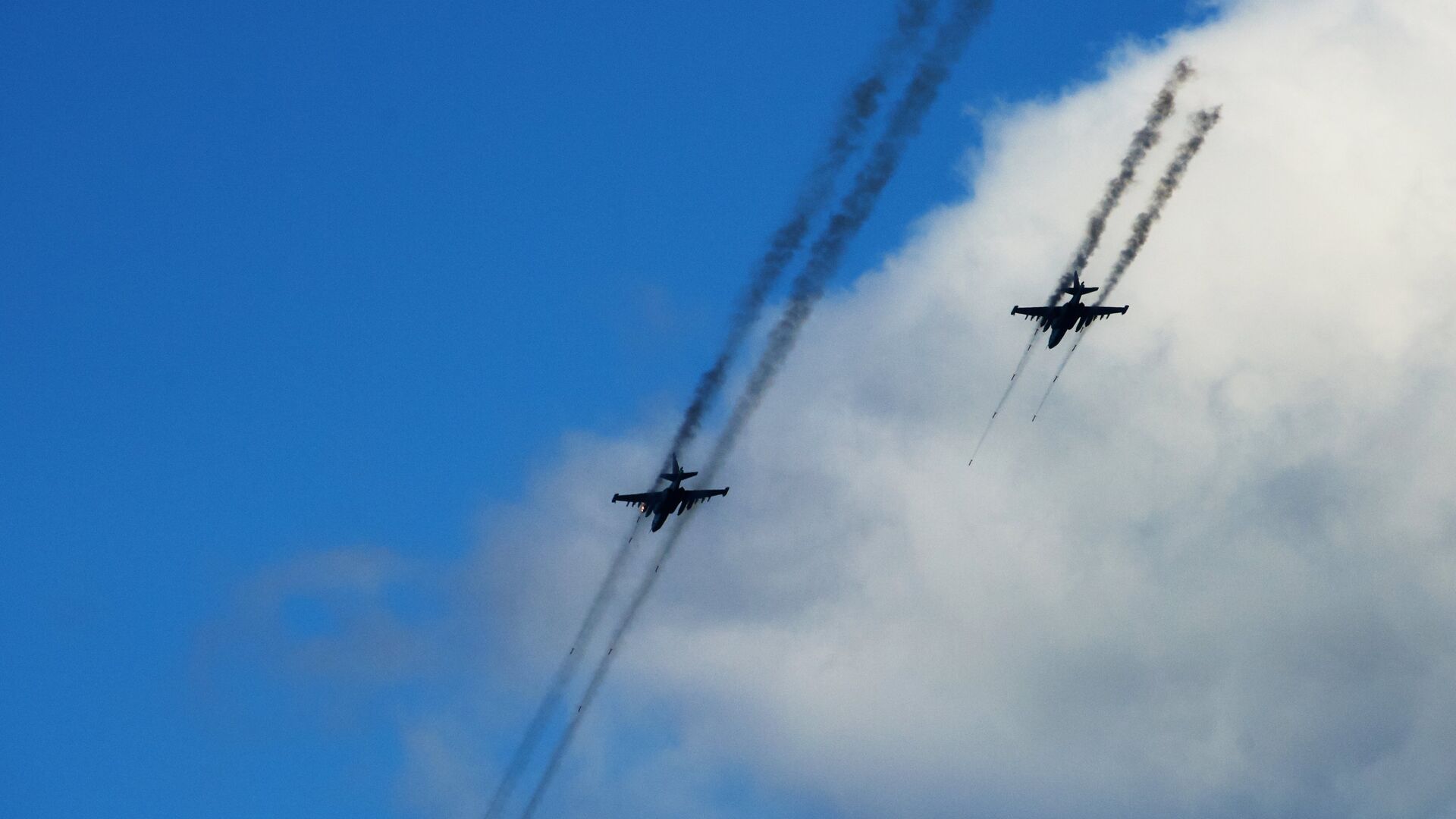 Самолеты Су-25 авиационной группы Военно-воздушных сил Белоруссии во время совместных российско-белорусских учений - РИА Новости, 1920, 13.01.2023