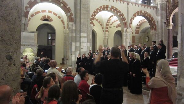 Московский синодальный хор выступает в базилике святого Амвросия в Милане