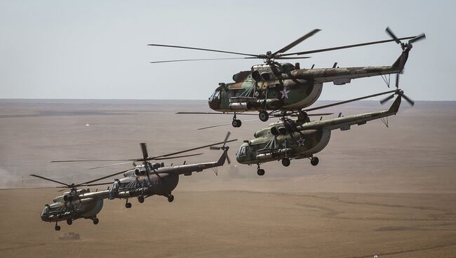 Военно-транспортный вертолет МИ-8 в ходе летно-тактических учений Центр-2015. Архивное фото