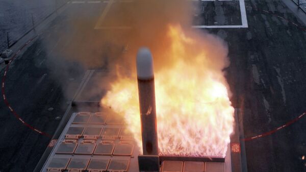 Запуск ракеты Томагавк из установки Mark 41