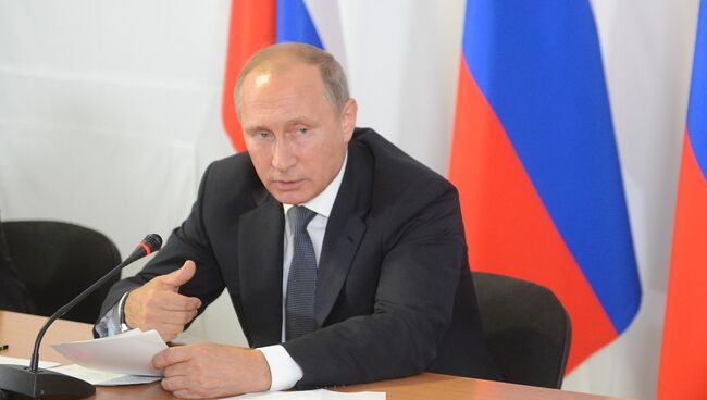 Президент России РФ Владимир Путин. Архивное фото