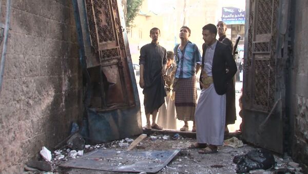 Неизвестные взорвали мечеть во время молитвы в Йемене. Кадры с места ЧП