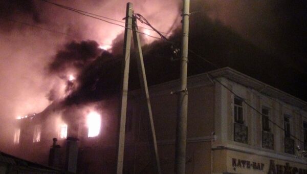 Пожар в здании кафе в Ростове-на-Дону
