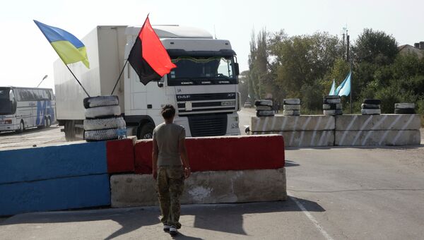 Блокада на границе Украины и Крыма. Архивное фото