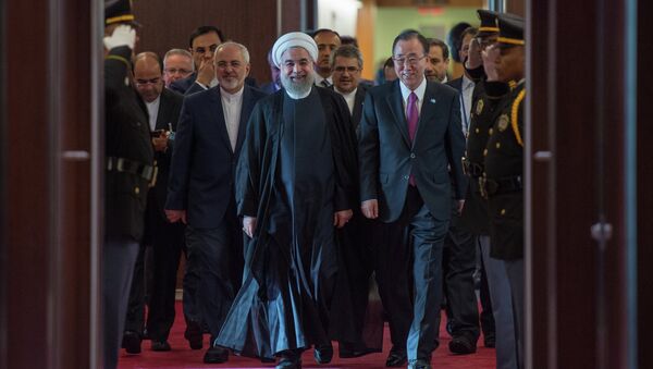 Президент Ирана Хасан Роухани и генсек ООН Пан Ги Мун в штаб-квартире ООН