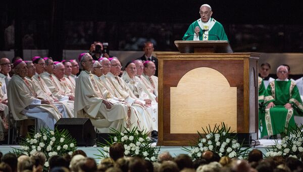 Папа римский Франциск проводит мессу в Мэдисон Сквер Гарден в Нью-Йорке. Архивное фото