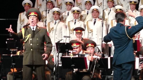 Выступление Академического ансамбля песни и пляски Российской армии имени А. В. Александрова