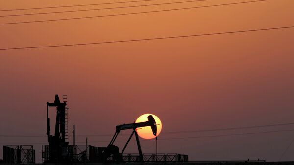 Добыча нефти в Бахрейне. Архивное фото