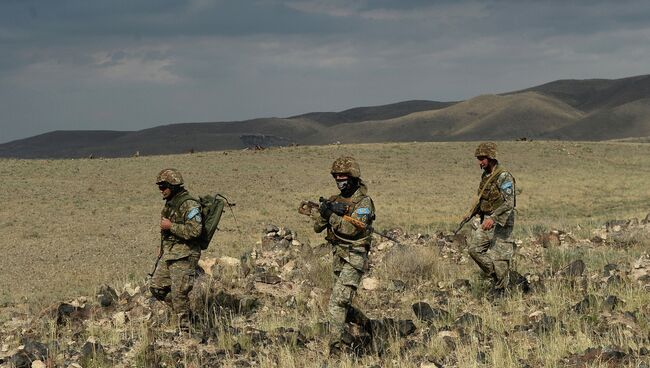 Военные Армении. Архивное фото