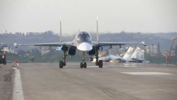 Операция в Сирии: Су-24 на авиабазе и заявление представителя ВКС РФ