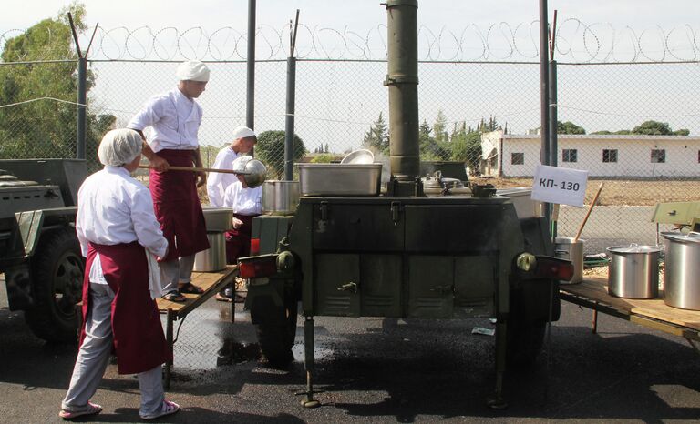 Полевая кухня базы Хмеймим в Сирии
