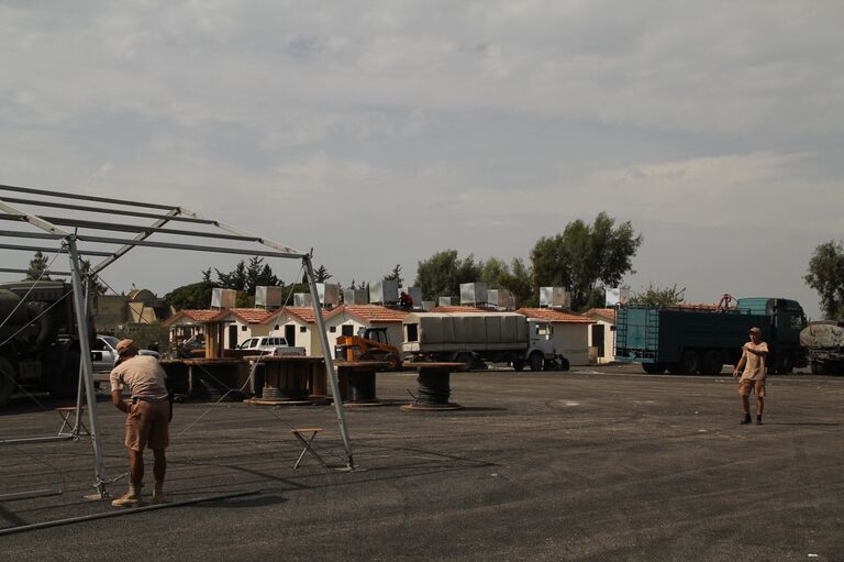 Российские военнослужащие на базе Хмеймим в Сирии