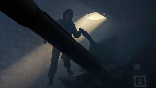 Ополченец ЛНР во время отвода вооружений калибра менее 100 миллиметров от линии соприкосновения в самопровозглашенной Луганской народной республике. Архивное фото