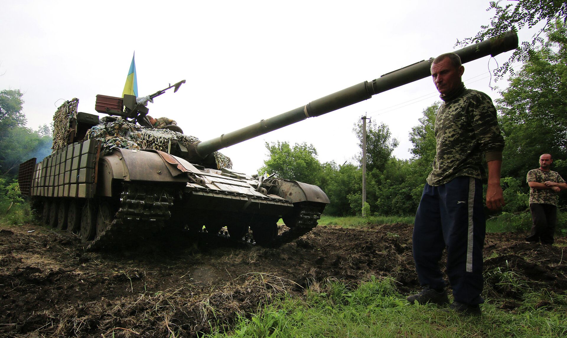Украинский танк на позиции возле города Счастье, Луганская область - РИА Новости, 1920, 11.01.2021