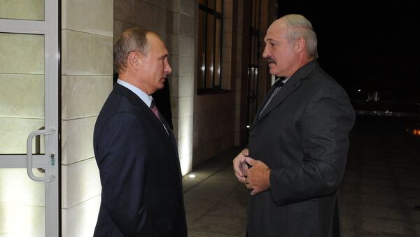 Президент России Владимир Путин и президент Белоруссии Александр Лукашенко. Архивное фото
