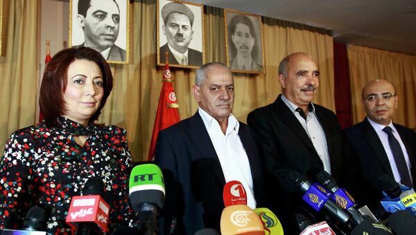 Представители политической организации Квартета национального диалога в Тунисе