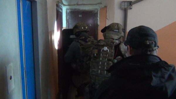 Сотрудники НАК задержали предполагаемых террористов в Москве. Кадры операции