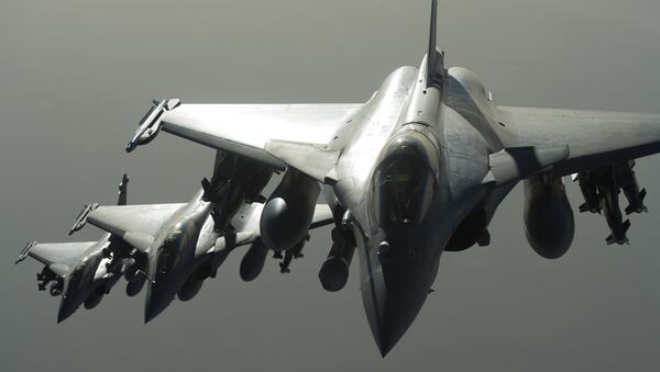 Самолеты Рафаль ВВС Франции направляются в Сирию для нанесения ударов с воздуха