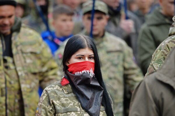 Участница Марша героев в Киеве