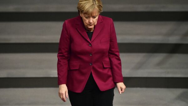 Канцлер Германии Ангела Меркель прибывает на заседание в Бундестаг. Архивное фото
