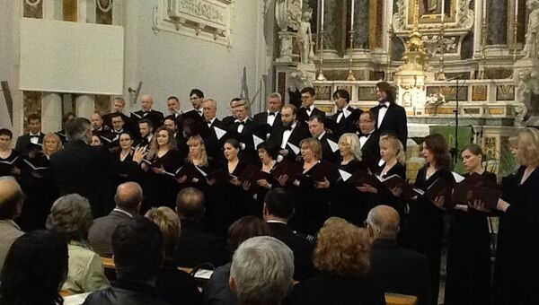 Выступление московского синоидального хора в итальянском городе Руво-ди-Пулья