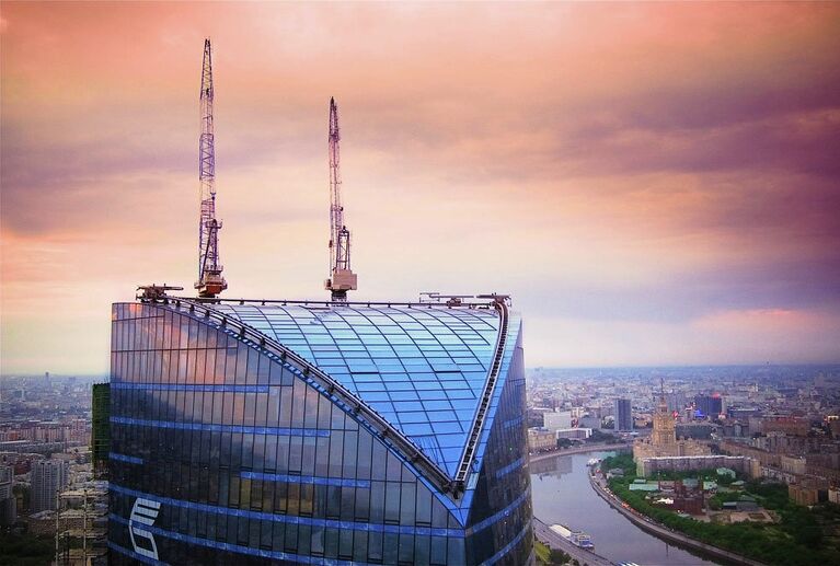 Вид на Москву с высотки делового квартала Москва-Сити