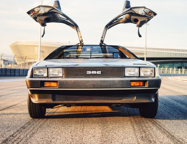 Автомобиль DeLorean на Сочи Автодроме